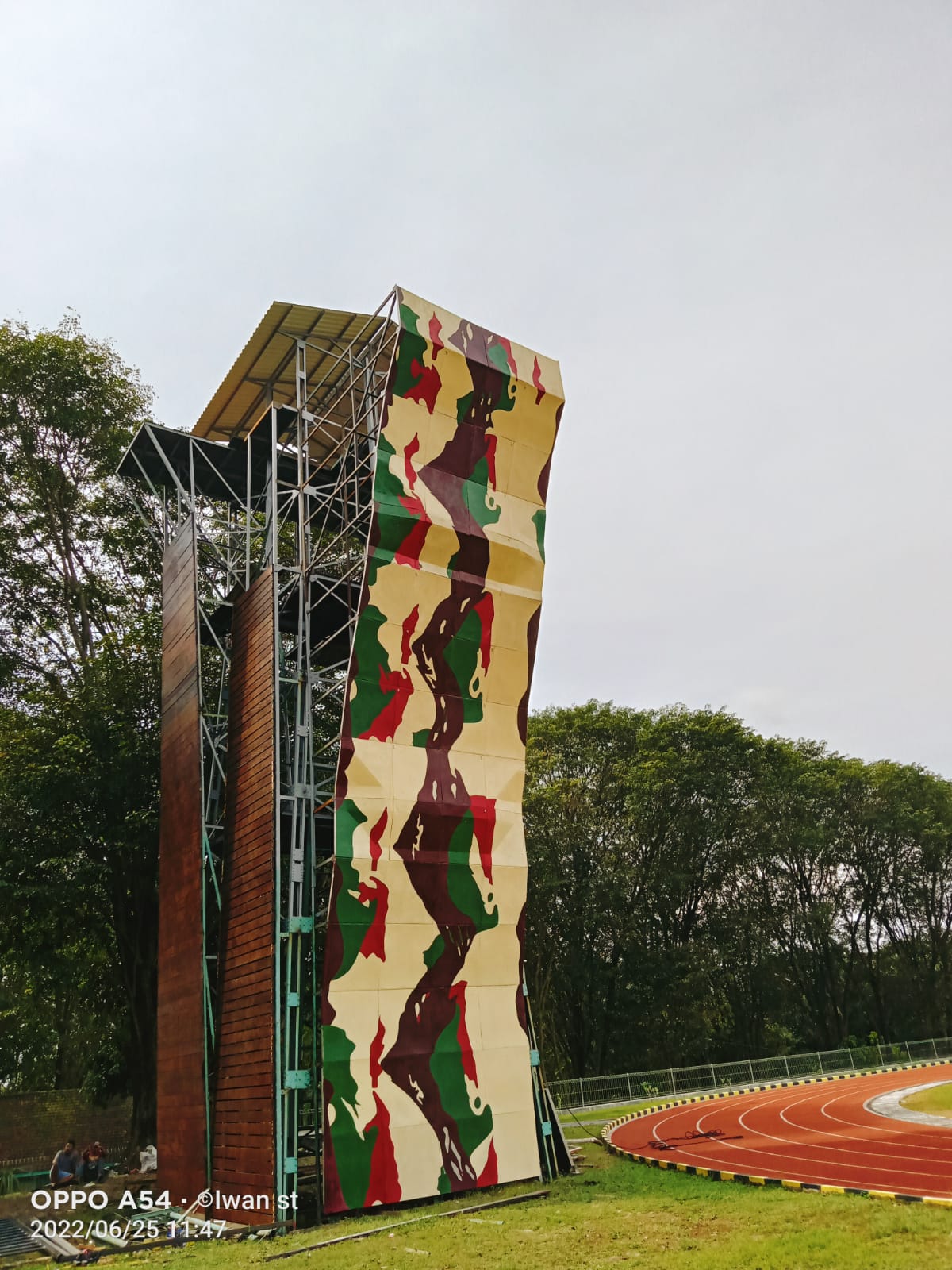 Kontraktor Jasa Pembuatan Wall Climbing Panjat Tebing Standar FPTI IFSC Murah Berkualitas Terpercaya